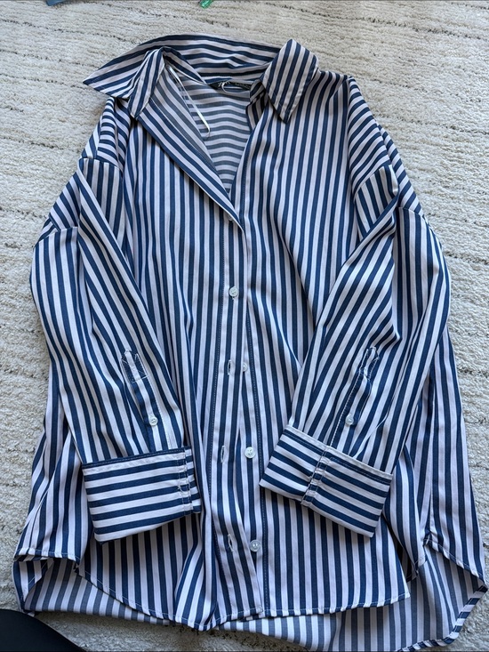 Zara Tops - Women’s Zara Blue and White Vertical Stripe Button-Up Shirt